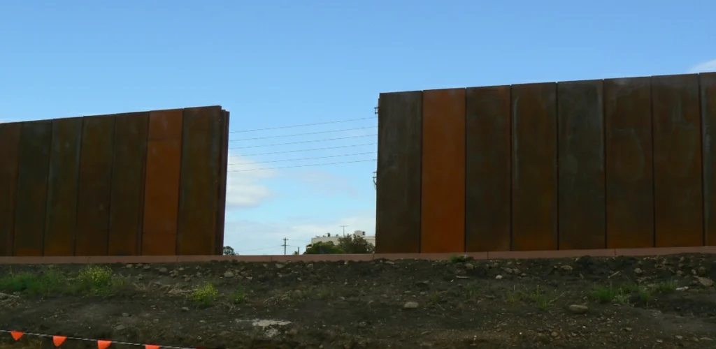 Geelong Bypass Noise Walls