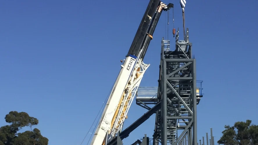 Melbourne Airport HIAL Gantry